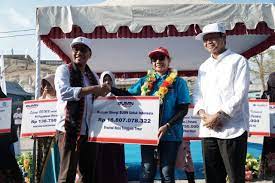 Aku yang terusir jauh sang pemilik hati yang tersuci yang tersesat oleh cinta dan selalu d. Meningkatkan Taraf Hidup In English Pilar Peningkatan Taraf Hidup