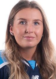 Sara Reichenbach's Instagram, Twitter & Facebook