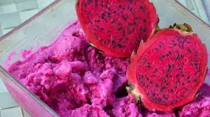 Shutterstock/279photo studio ilustrasi bikin es krim tanpa mixer, cukup. Resep Sorbet Buah Naga Cocok Untuk Berbuka