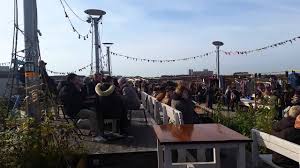 However with this round up of the city's best rooftop bars you don't need to. Klunkerkranich Rooftop Bar Berlin Youtube