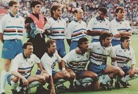 Destro al volo in corsa di esterno destro sul palo vicino! Sampdoria 1990 Srecko Katanec Gianluca Pagliuca Marco Lanna Attilio Lombardo Toninho Cerezo And Roberto Mancini Pietro Vierchowod Moreno Mannini Calcio