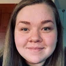 Heidi Merriman's Instagram, Twitter & Facebook