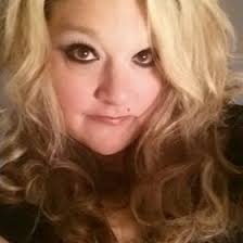 Tamara Hawley's Instagram, Twitter & Facebook