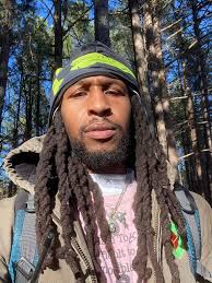 What are some hiking spots in the DMV area for beginners?