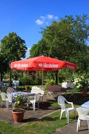 Guests benefit from free wifi and private parking available on site. Cafe Im Garten Cafe Restaurant Motorradmuseum Im Gutshof Wickensen