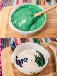 To make dark green frosting, mix ½ container of vanilla frosting with 2 teaspoons of green gel and ¼ teaspoon of bold black gel. How To Make Icing Turn Dark Green How To Make Icing Green Icing Recipe Icing