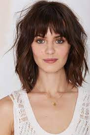 Inspiration Discovered By Heather Dupree Haircuts For Frizzy Hair Medium Hair Styles Hair Styles