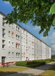 1200 wohnungen und 20 gewerbeeinheiten. 3 Zimmer Wohnung Zu Vermieten 03205 Calau Strasse Der Jugend 13 Mapio Net