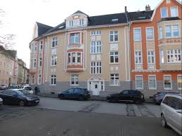 Kontaktieren sie uns jeder zeit über das kontaktformular. 3 Zimmer Wohnung Zu Vermieten Am Koprath 14 45884 Gelsenkirchen Rotthausen Mapio Net