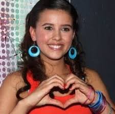 Sueña conmigo, series nickelodeon, sueña conmigo fotos y videos, clara,  lucas y la marciana: Sueña Conmigo- Personajes Principales- Clara Molina