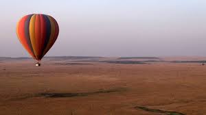 Stellen sie sich vor, sie fliegen hoch in den himmel, beobachten tausende von tieren über die felder und flüsse darunter. Kenya Hot Air Balloon Safari Over Masai Mara Youtube