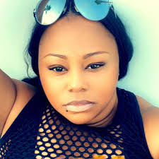 What piping tip is used for cake decorations?