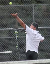 Rochester boys tennis honors seniors, wins a set