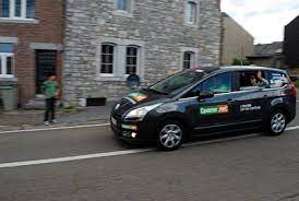 24 heures sur 24 \vɛ̃t.ka.tʁ‿œʁ syʁ vɛ̃t.katʁ\ invariable. L Avenir Belgian Newspaper Wikipedia