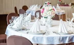 Servietten Falten Fur Die Hochzeit Top 10 Ideen Tipps Beispiele Servietten Falten Servietten Falten Hochzeit Servietten Hochzeit