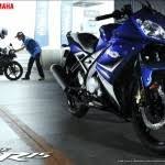 Yamaha r15 has been designed after many years of research by the most efficient engineers taking care of all the safety measures for the user. Yamaha Yzf R15 Wallpaper Hd Wallpapers Of Yamaha Yzf R15 Download Yamaha Yzf R15 Gallery