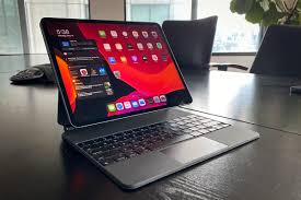 Featuring promotion and liquid retina display technology, apple wants this model to offer the best tablet experience available for artists and consumers alike. 2020 Ipad Pro Review