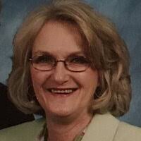 Kelly Vanover's Instagram, Twitter & Facebook