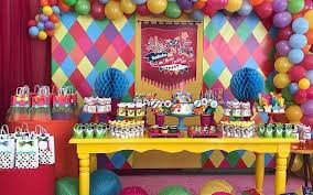 Temas de cumpleaños de niños. Fiesta Estilo Carnaval Ideas Para Decorar Esta Tematica