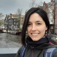 Loreto Lopez's Instagram, Twitter & Facebook