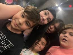 We have a few full time spots available in our daycare. 🌸Fun, loving and  safe environment 🌸Circle time (we learn our shapes, numbers and letters  etc. 🌸Farm friendly environment and experience. 🌸Accepting