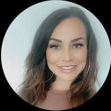 Gemma Darroch's Instagram, Twitter & Facebook