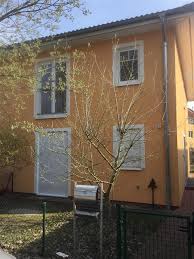 Finde einzigartige unterkünfte bei lokalen gastgebern in 191 ländern. Archiv 4 Zimmer Wohnungen Zu Vermieten Bertholdstrasse Teltow Mapio Net