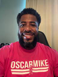 Kendra Davison's Instagram, Twitter & Facebook