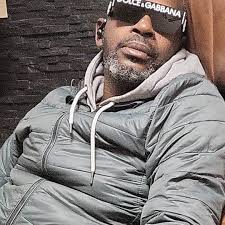 Beautiful Dance moves My edo loves …Lets show some love ❤️❤️❤️ #GreatEdos  #ziggi_bois #edo #benincity Credit: Tiktok.com/@ziggi_bois/video