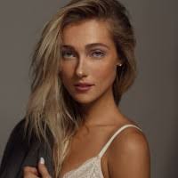 50+ "Luckett" profiles