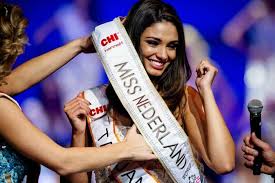 ,,eigenlijk is het ongehoord dat mensen met dergelijke commentaren komen, schrijft ze haar woede van zich af op instagram. Miss World Nederland Info