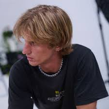 Lukas Victor Tinto White (@lukaswhite) • Instagram photos and videos