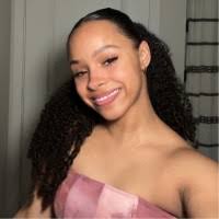 300+ "Victoria A." profiles