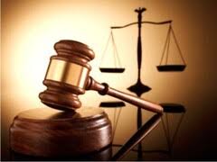 Executarea silită este o procedură care, potrivit normelor legale româneşti, poate începe doar în baza unui acest tip de executare se poate realiza asupra conturilor bancare ale persoanei fizice sau juridice datornice, de asemenea, şi prin popriri de la terţe persoane. Executare Silita