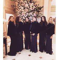 Ανάμεσά τους αγαπημένοι φίλοι και συνεργάτες πλαισίωσαν με τις εκλεκτές παρουσίες τους, το dinner party που. Nees Fwtografies Apo Ton Gamo Ths Xronias Mariannas Goylandrh Kai Filippoy Laimoy Oi Mpomponieres H Toyrta To Parti Bovary