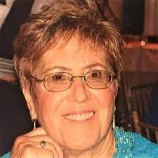 Janet Militello's Instagram, Twitter & Facebook