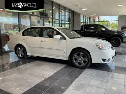 Image result for White 2007 GM