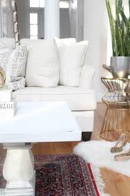 Constructed of solid pine in an antique black pine finish that offers just the right amount of distressing that can blend easily with other rustic, distressed, warehouse, farmhouse, or loft looks. How To Distress A Shabby Chic Coffee Table The Easy Way Glitter Inc