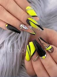 Neon yellow french coffin nails ❤ 35+ magnificent coffin nails designs you must try ❤ see more ideas on our blog!! Nail Matte Coffin Yellow Nailsofelpaso Acryilicnails Nailsofinstsgram Yellow Nails Design Rhinestone Nails Acrylic Nails Coffin Short