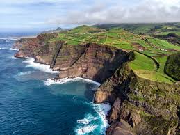 Jorden har ett antal lager som ger oss fast mark. Jordbavning Med Magnitud 3 0 Pa On Sao Miguel The Portugal News