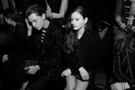 Katrine lunde mackenzie har adresse kalfarveien 49, 5022 bergen, norway, hordaland. Paul Manniez Mackenzie Foy Beauty Scene