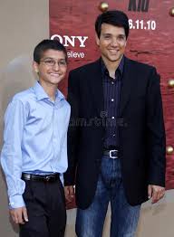 With an extensive list of film credits, ralph macchio is best known for his celebrated. Ralph Macchio Und Phyllis Fierro Redaktionelles Stockfotografie Bild Von Stern York 78342617
