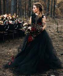 Pin By Asheley Briscoe On Dream Wedding And Ideas Black Wedding Dresses Wedding Dresses Lace Burgundy Wedding Dress