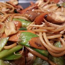 It does not make todays recipe super spicy but does give the lo mein a slight chili kick. Food Wishes Lo Mein Veggie Lo Mein Recipe Feasting At Home If I Say I Am Making A Stir Fry Or Any Kind Of Asian Food At All He Will