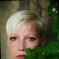 40+ "Jacqueline Hammer" profiles