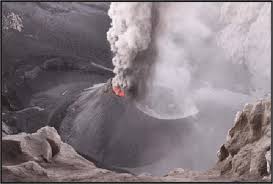 Y en inviernos normales no puede accederse debido a la acumulación de nieve. Cono Anidado En El Crater Del Volcan Copahue Con Actividad Download Scientific Diagram