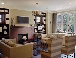 Question de raphaël > réponse : Salon Marron Beige 57 Idees De Deco Chouettes Living Room Furniture Layout Living Room Furniture Arrangement Traditional Family Room