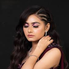 Today's party makeup look 🎀 Booking now 26/27