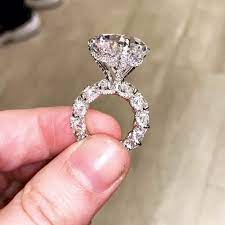 Guess Which Celeb Received This Bling Video White Gold Diamond Wedding Rings Gold Antique Engagement Rings Rose Gold Engagement Ring