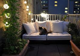 Amazingly Pretty Decorating Ideas For Tiny Balcony Spaces Apartment Balcony Decorating Balcony Decor Small Balcony Design